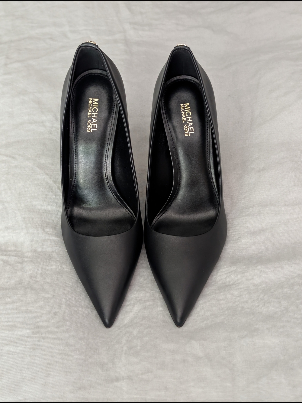 Michael Kors Amara Black Leather Pointed Toe Pumps 7.5M NIB - Picture 2 of 5